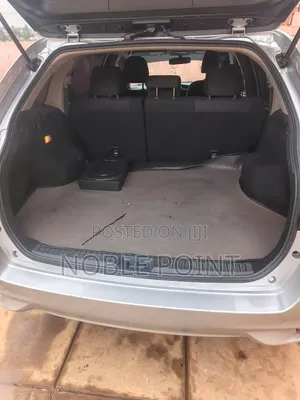 Toyota Corolla Fielder 2017 Silver