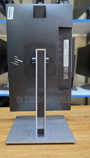 HP E223 
22 Inch Edge to Edge Monitor 
Vga/Hdmi/Display
