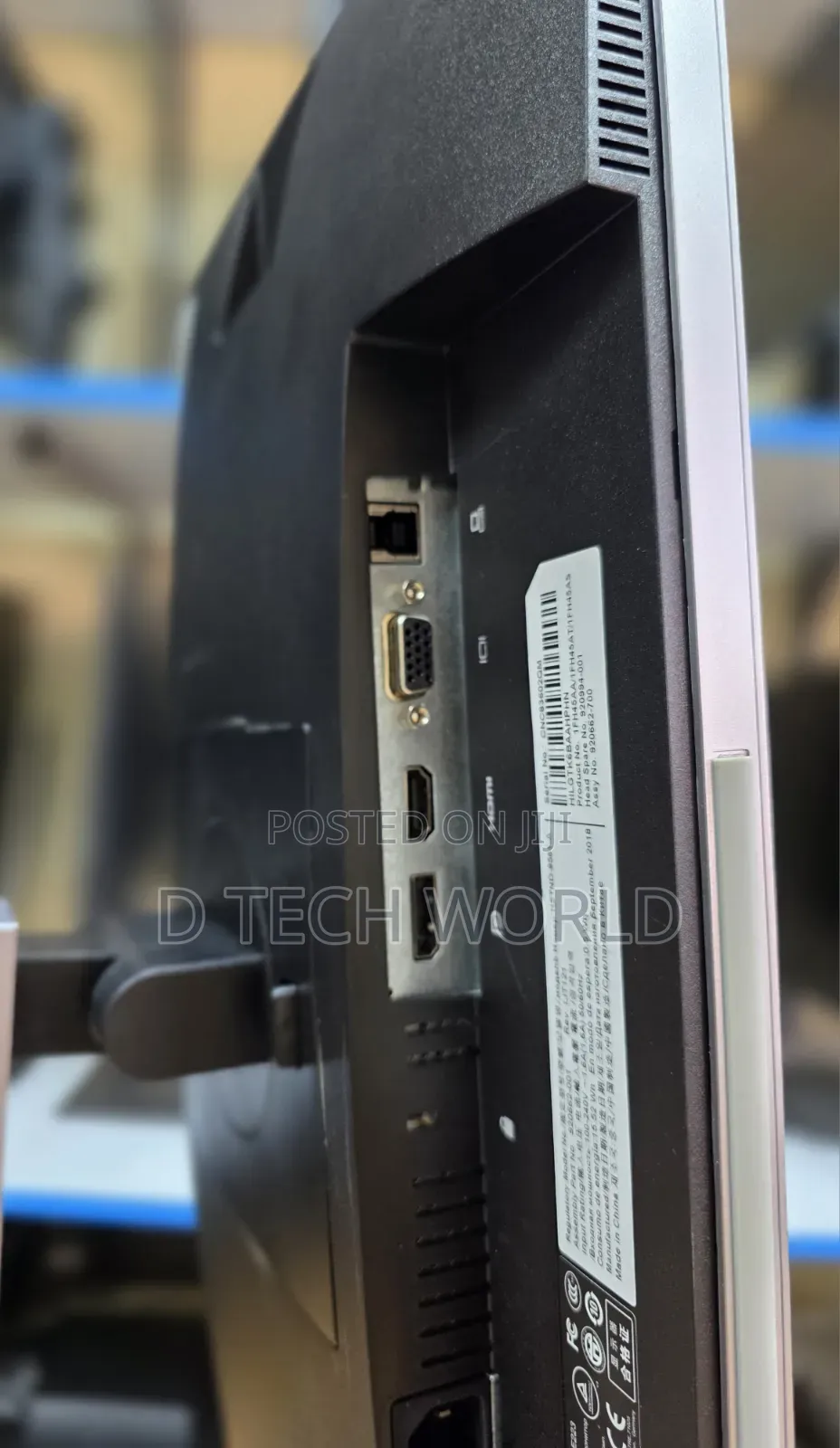 HP E223 
22 Inch Edge to Edge Monitor 
Vga/Hdmi/Display