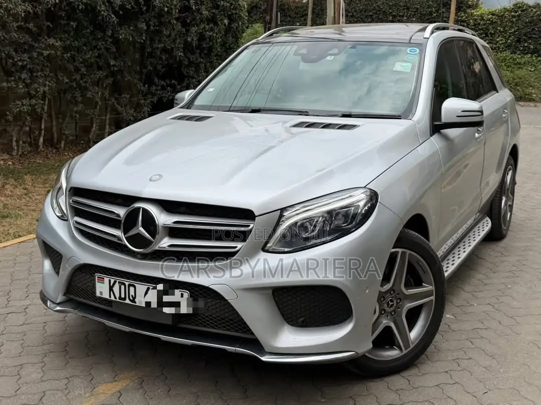 Mercedes-Benz GLE-Class GLE 350d 4MATIC 2017 Silver