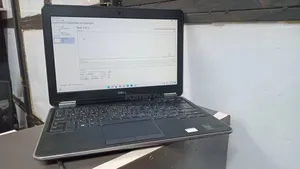 Laptop Dell Latitude E7240 8GB Intel Core i7 SSD 128GB