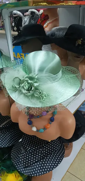 Green Hatnitors