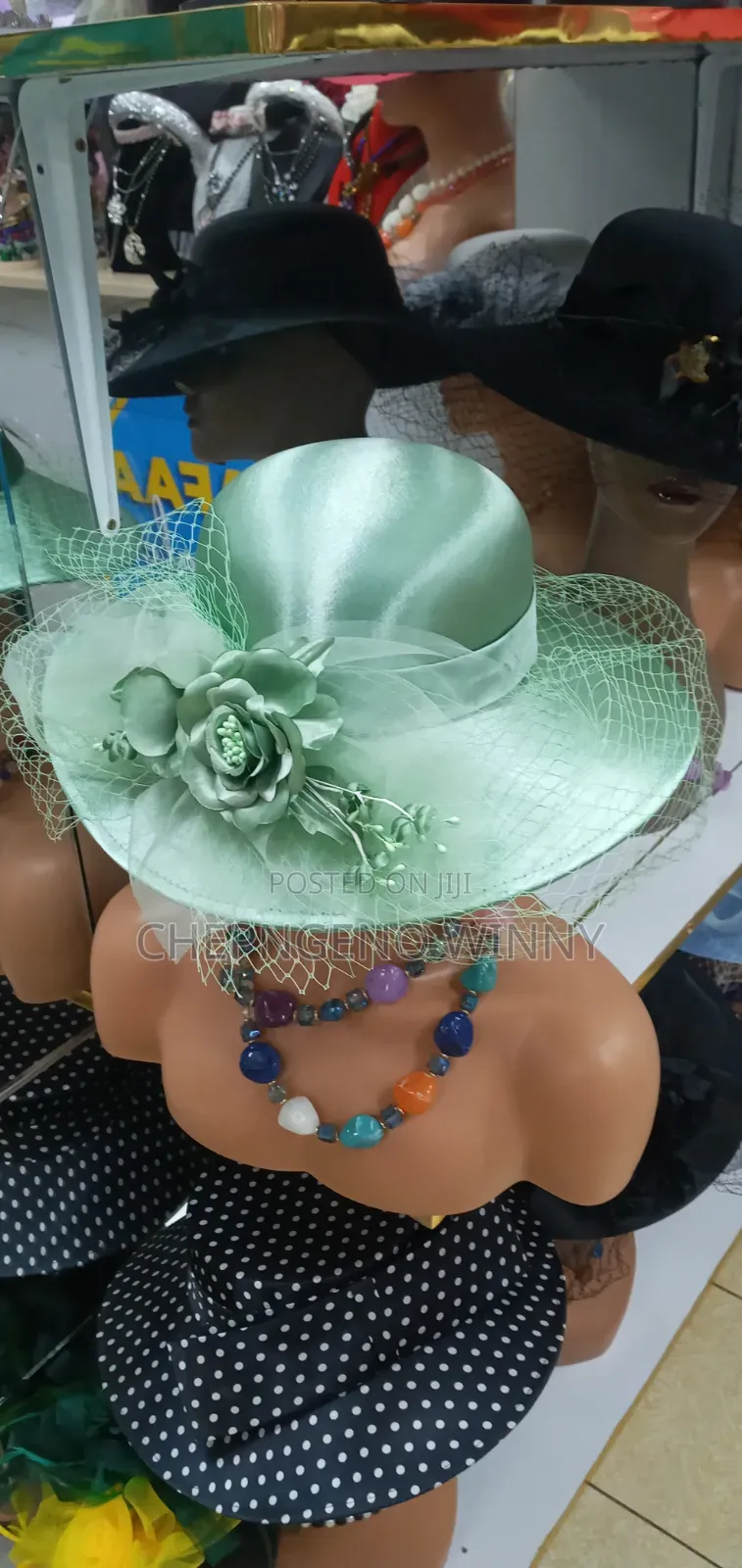 Green Hatnitors