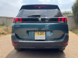 Peugeot 5008 2017 Blue