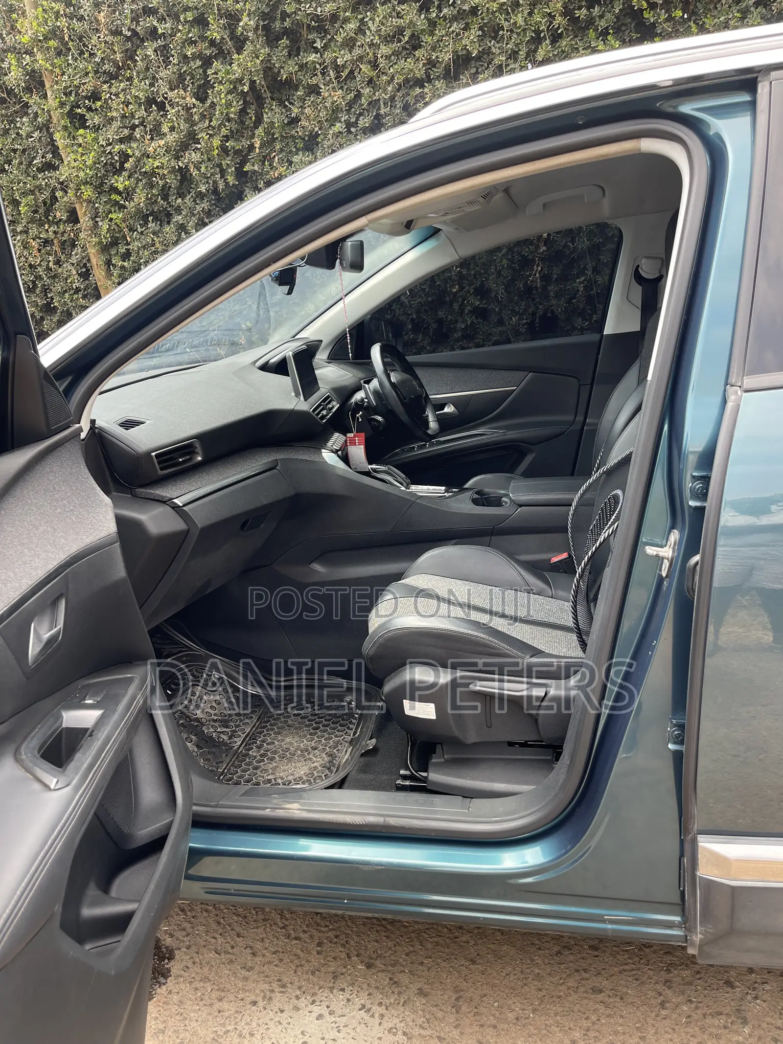 Peugeot 5008 2017 Blue