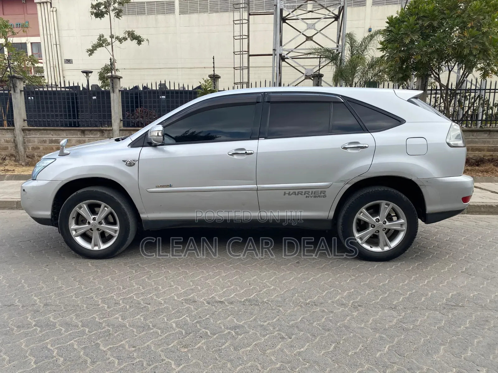 Toyota Harrier 2010 Silver