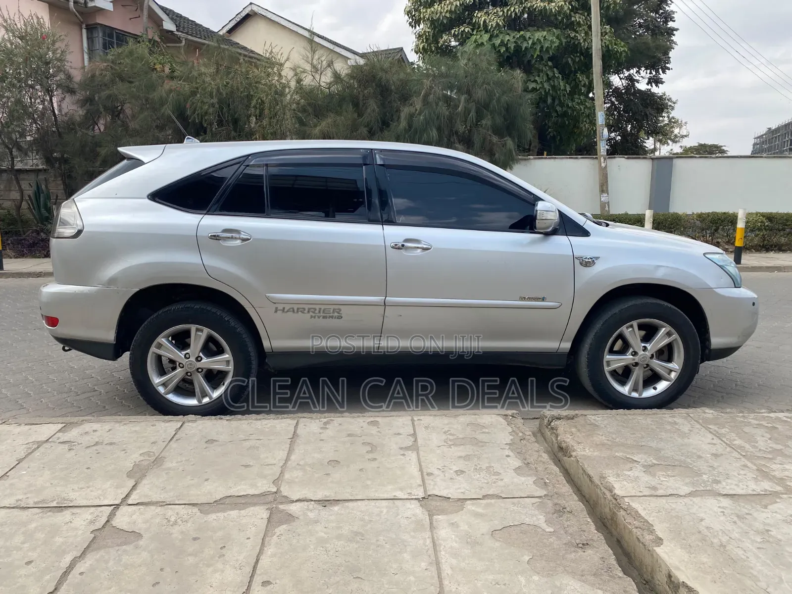 Toyota Harrier 2010 Silver