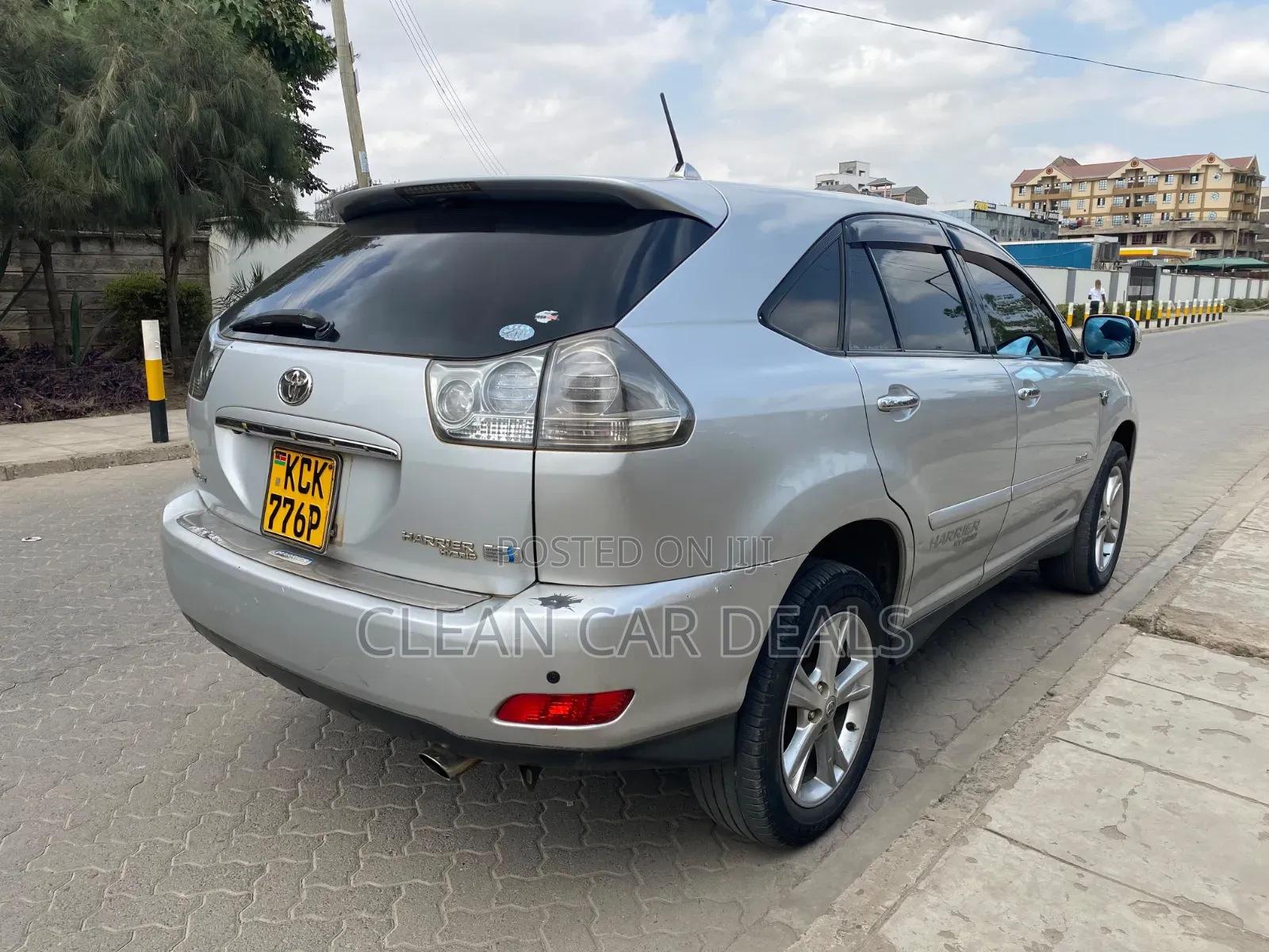 Toyota Harrier 2010 Silver