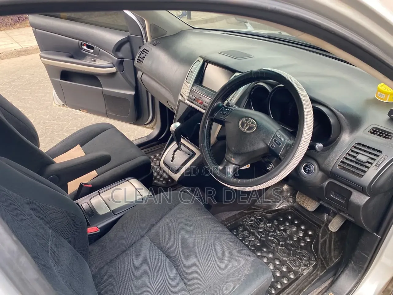 Toyota Harrier 2010 Silver