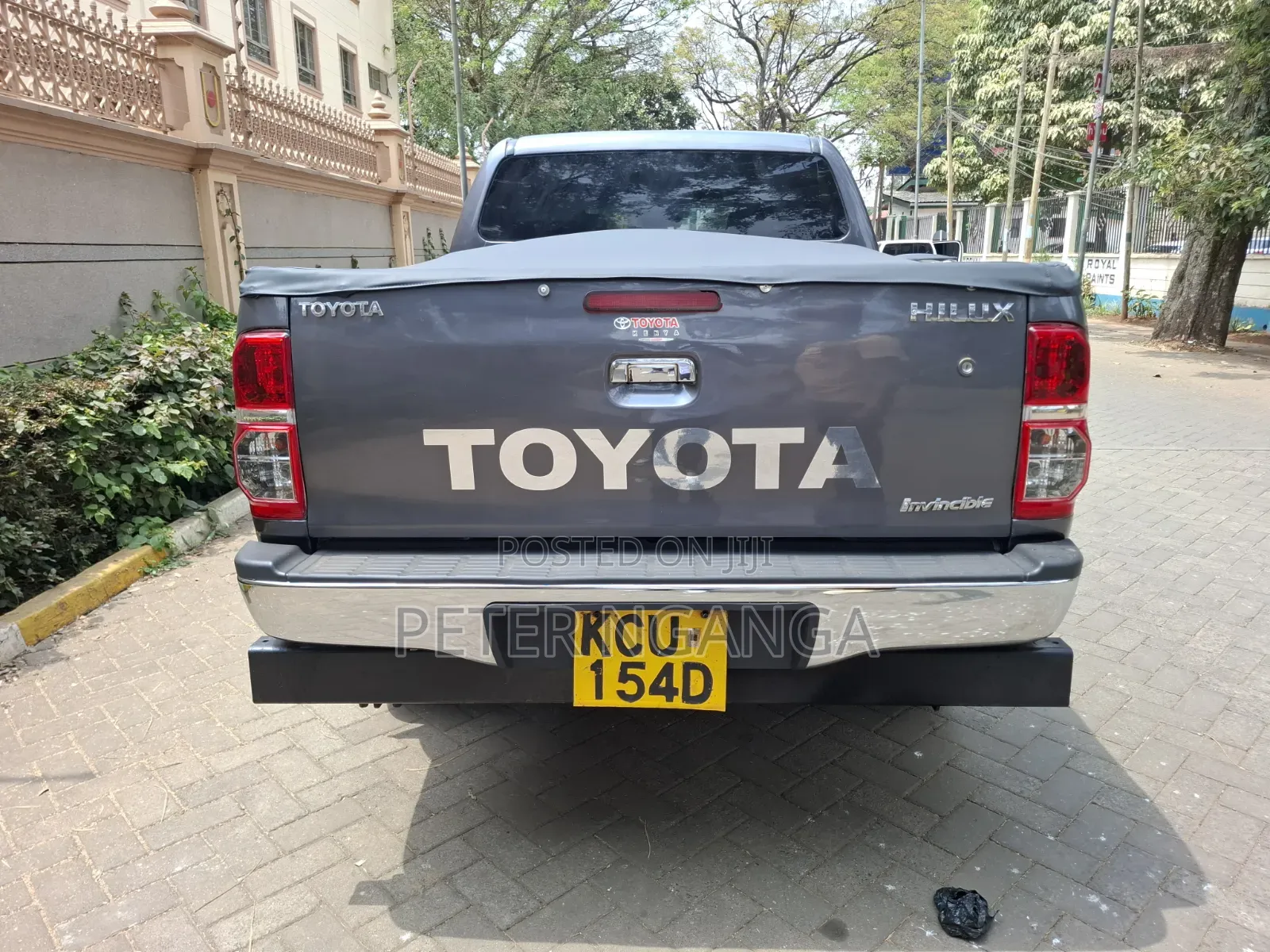 Toyota Hilux 2013 Gray