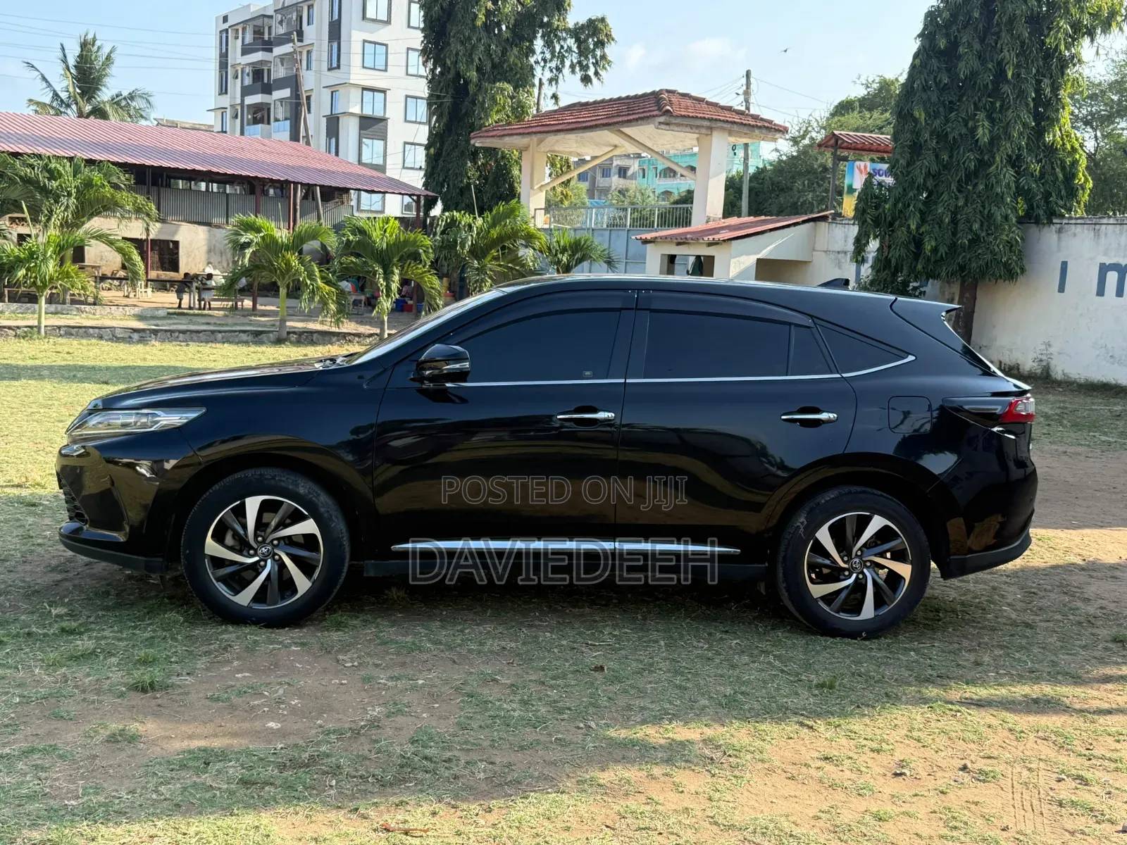 Toyota Harrier 2017 Black
