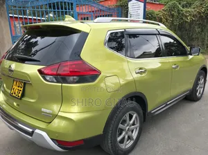 Nissan X-Trail 2017 Green