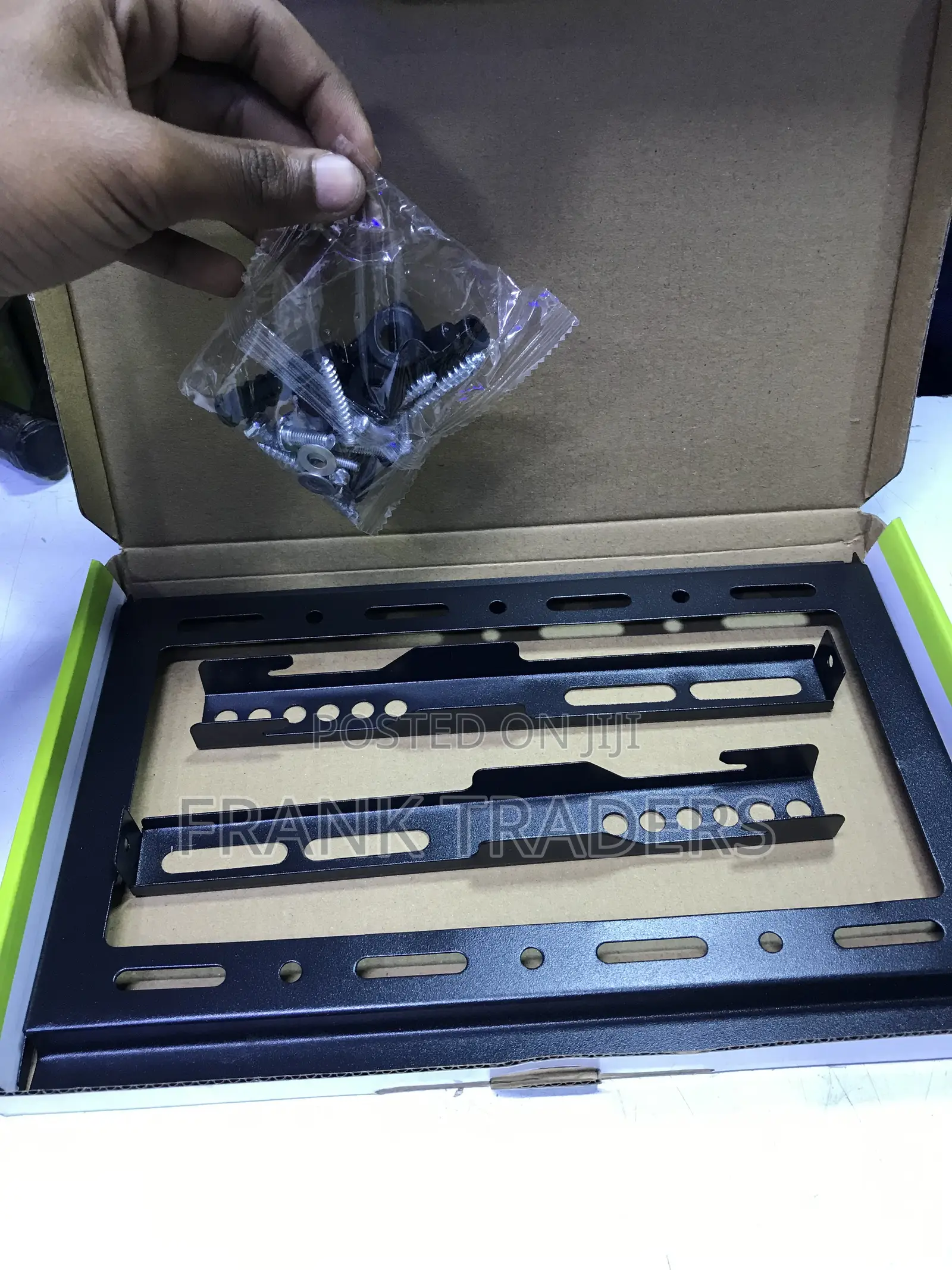 14”-43” Flat Panel TV Wall Mount