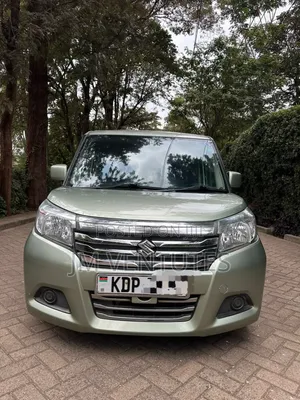 Suzuki Solio 2017 Green