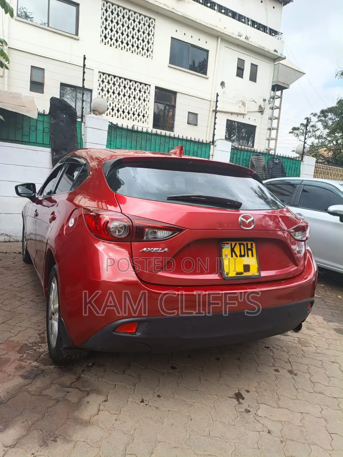 Mazda Axela SV Premium 2014 Red