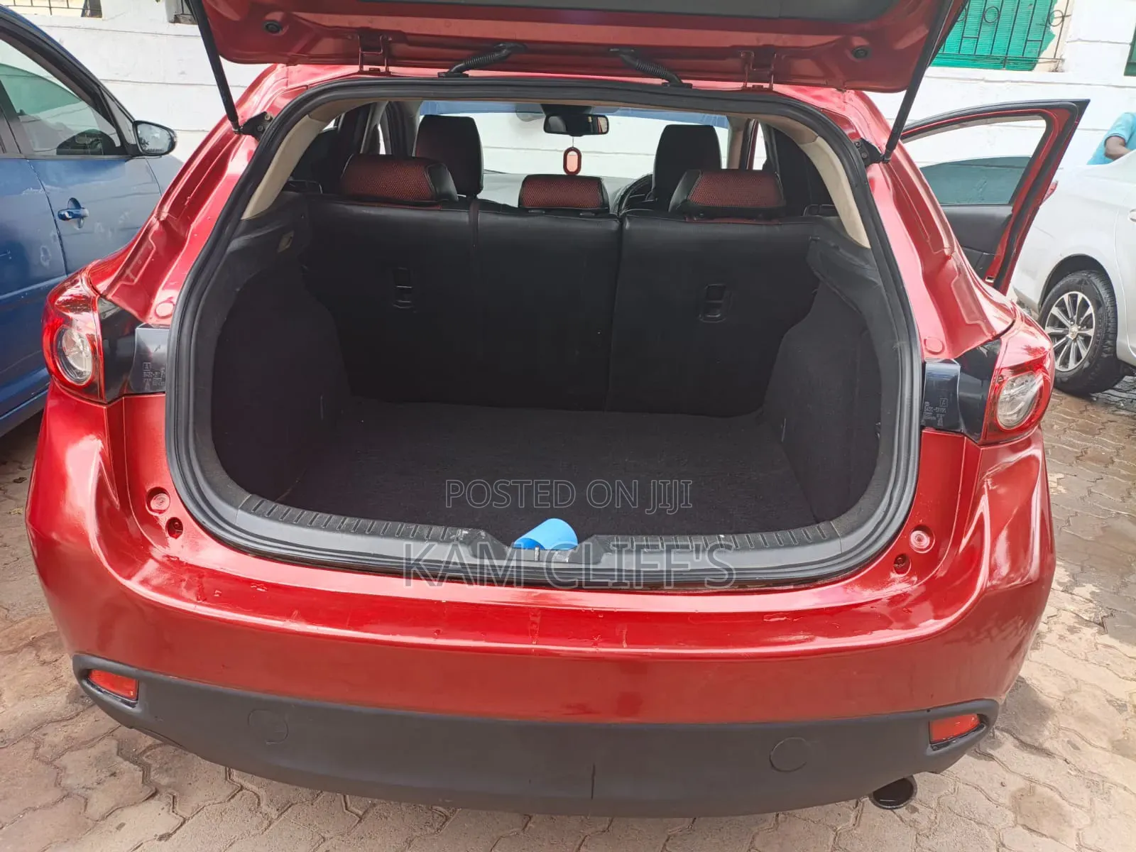 Mazda Axela SV Premium 2014 Red