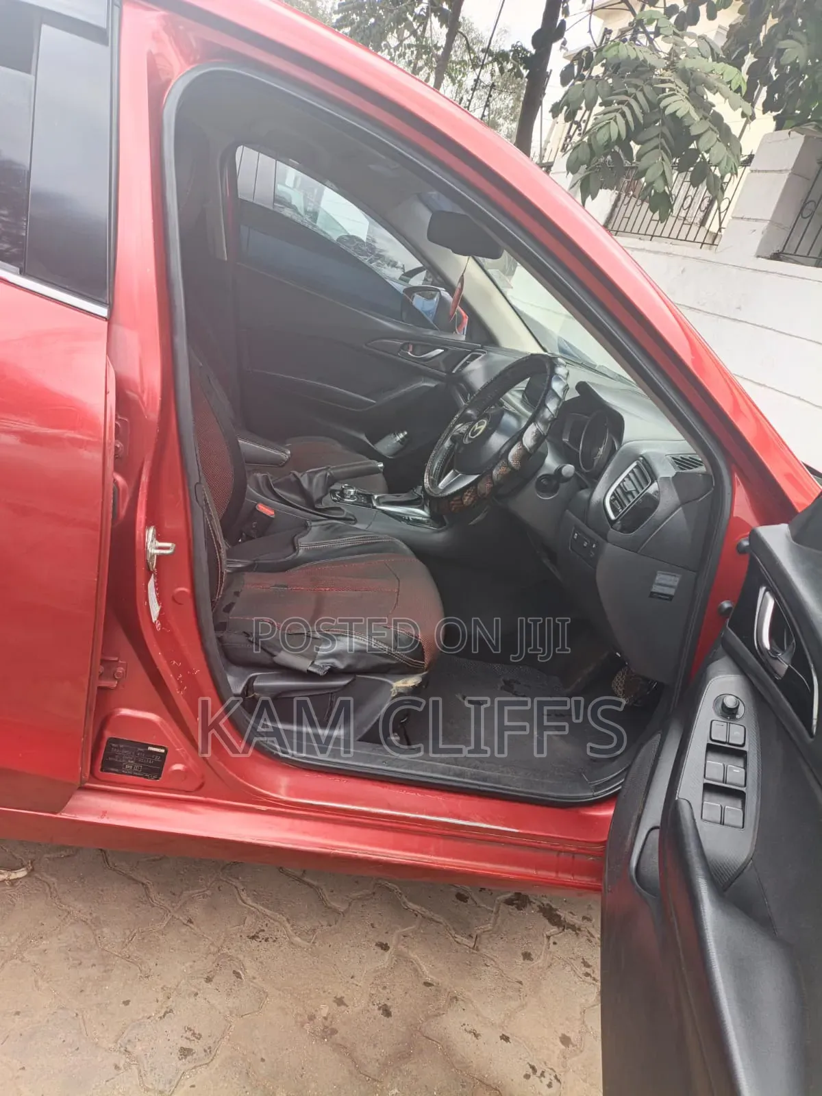 Mazda Axela SV Premium 2014 Red
