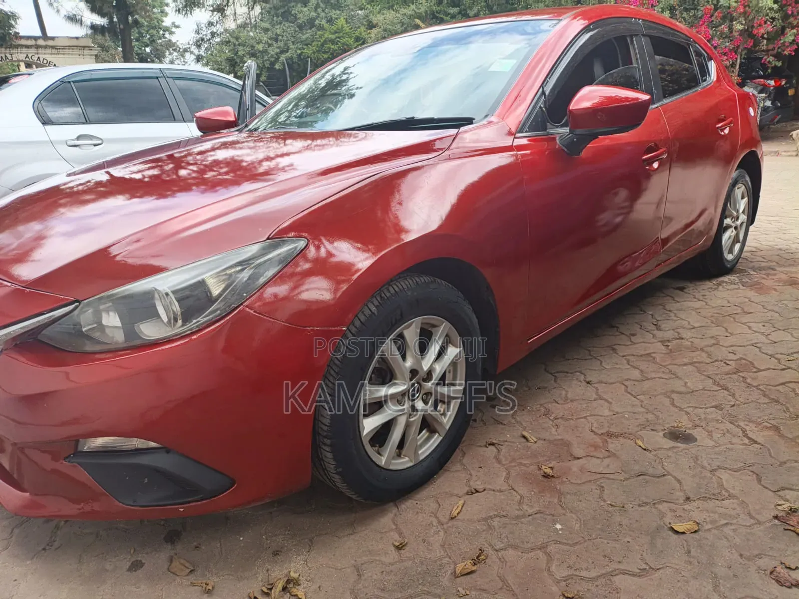 Mazda Axela SV Premium 2014 Red
