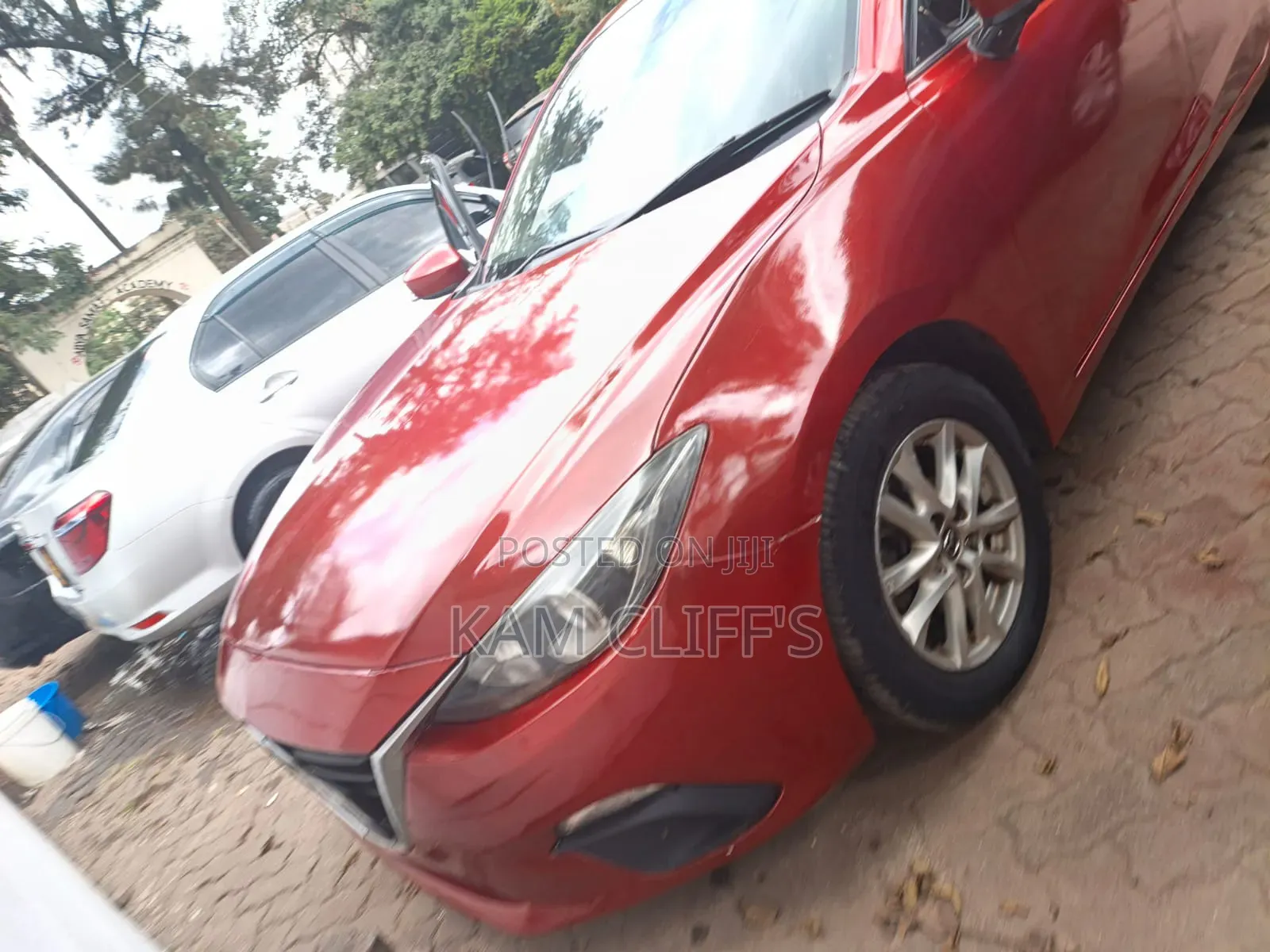 Mazda Axela SV Premium 2014 Red