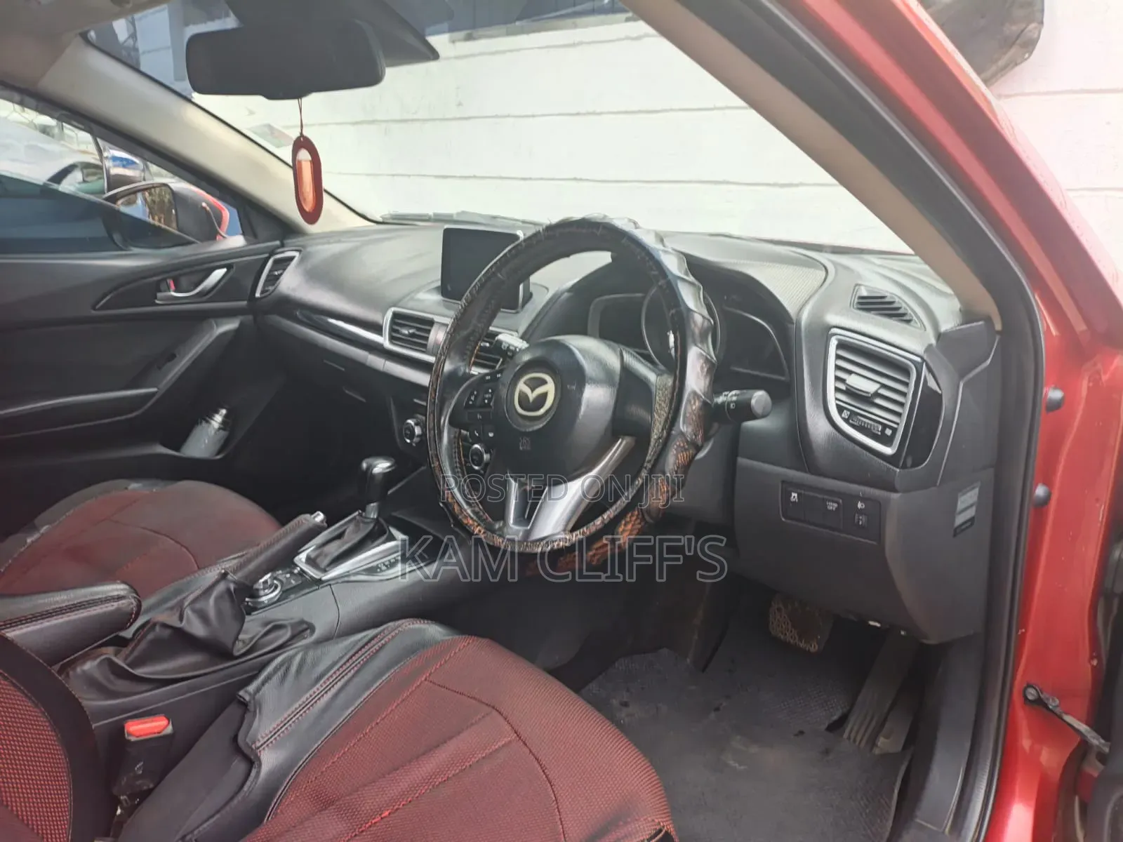 Mazda Axela SV Premium 2014 Red