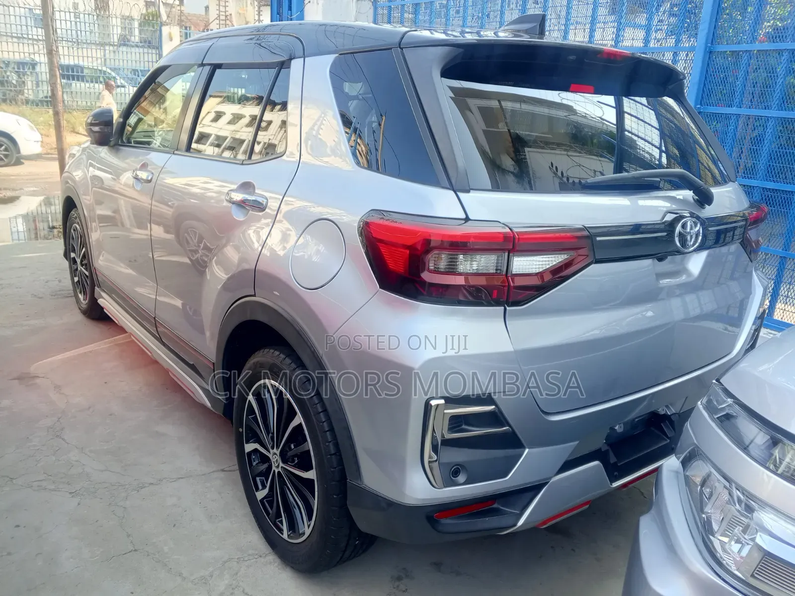 Toyota Raize 2019 Silver