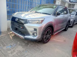 Toyota Raize 2019 Silver