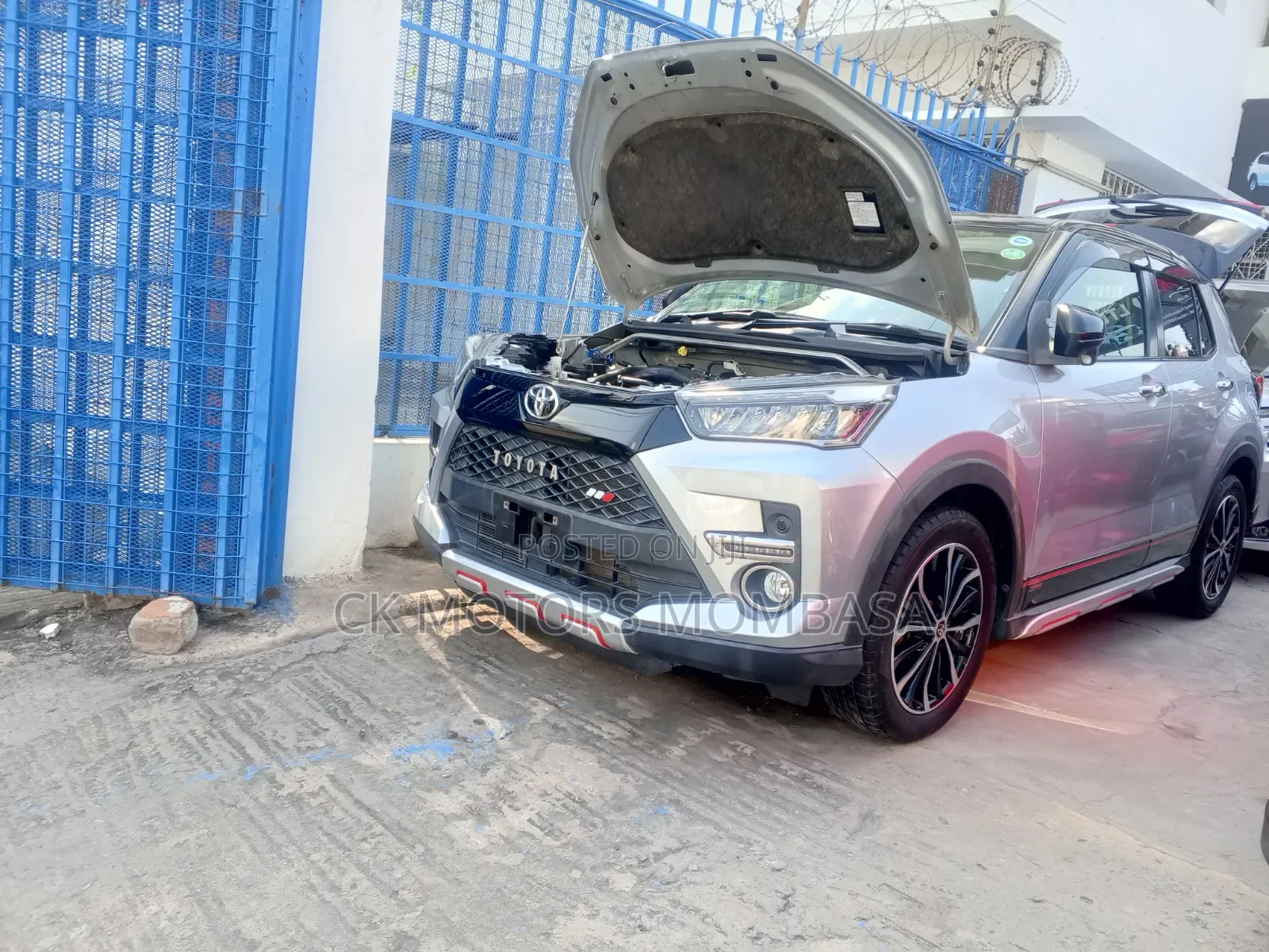 Toyota Raize 2019 Silver