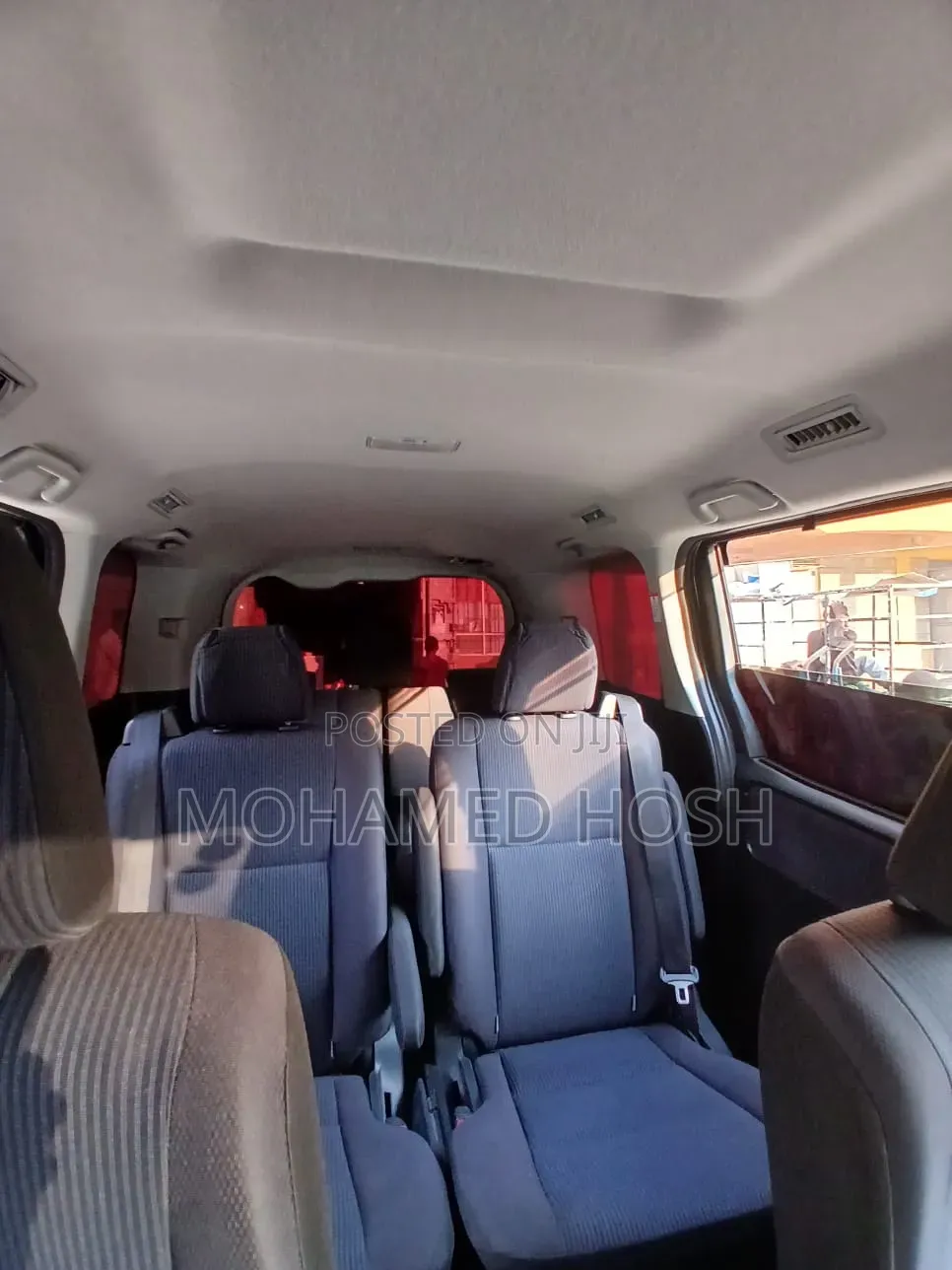 Toyota Noah 2017 Silver