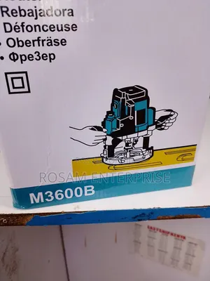 Wood Router Makita