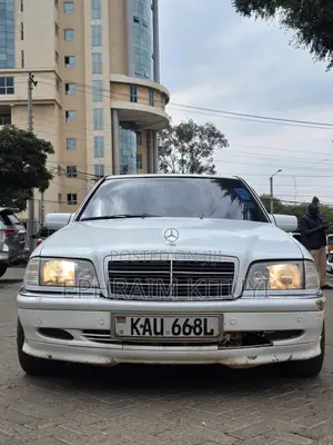 Mercedes-Benz C280 2006 White