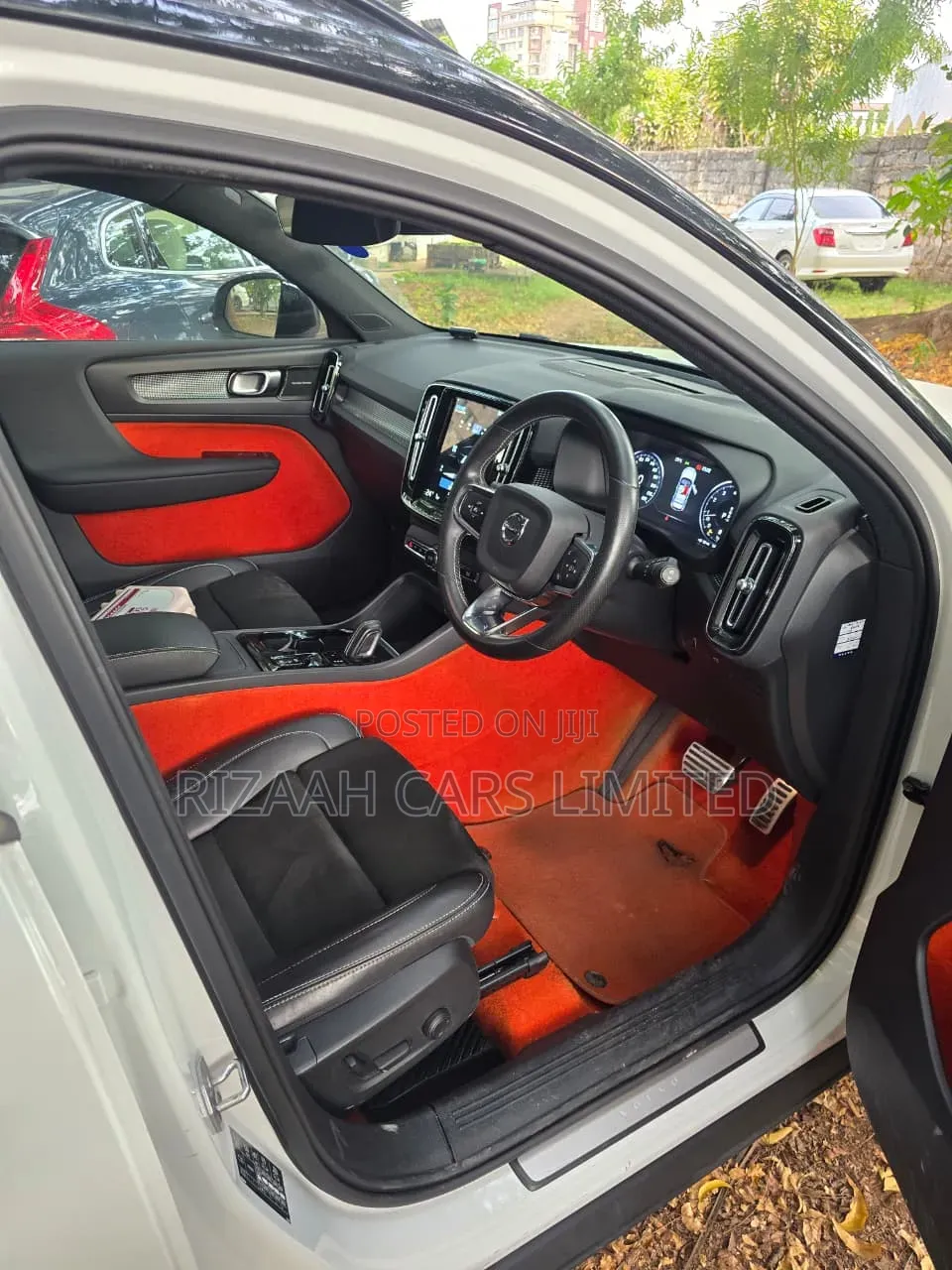 Volvo XC40 2021 White