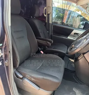 Toyota Voxy 2009 Blue