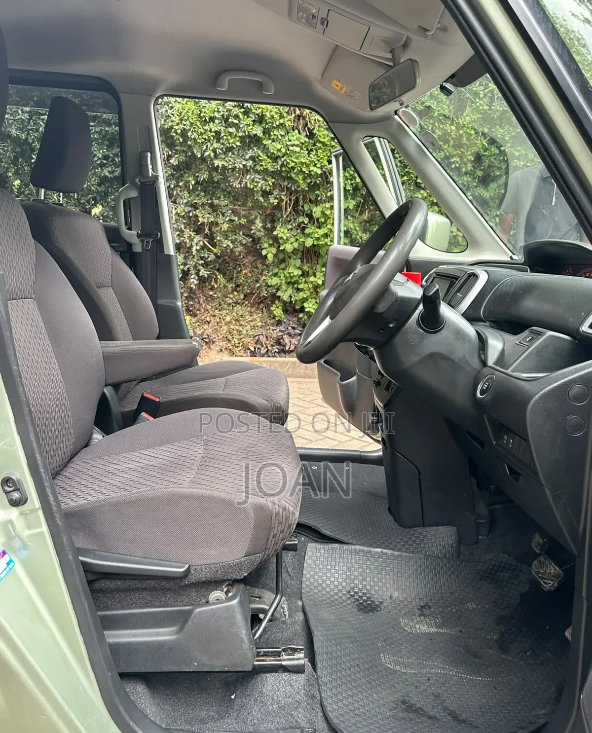 Suzuki Solio 2017 Green