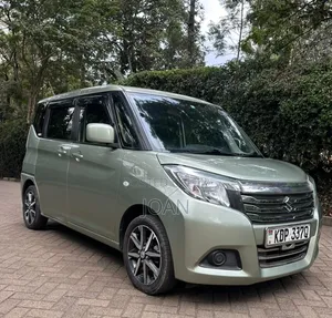 Suzuki Solio 2017 Green
