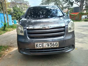 Toyota Noah 2008 Gray