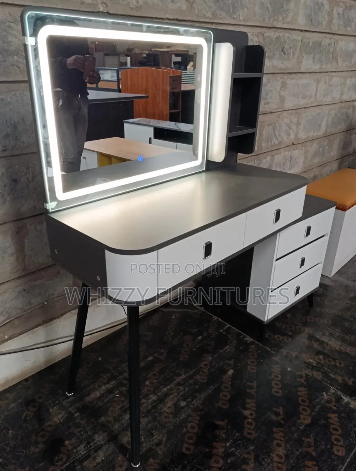 Luxury LED Dressing Table