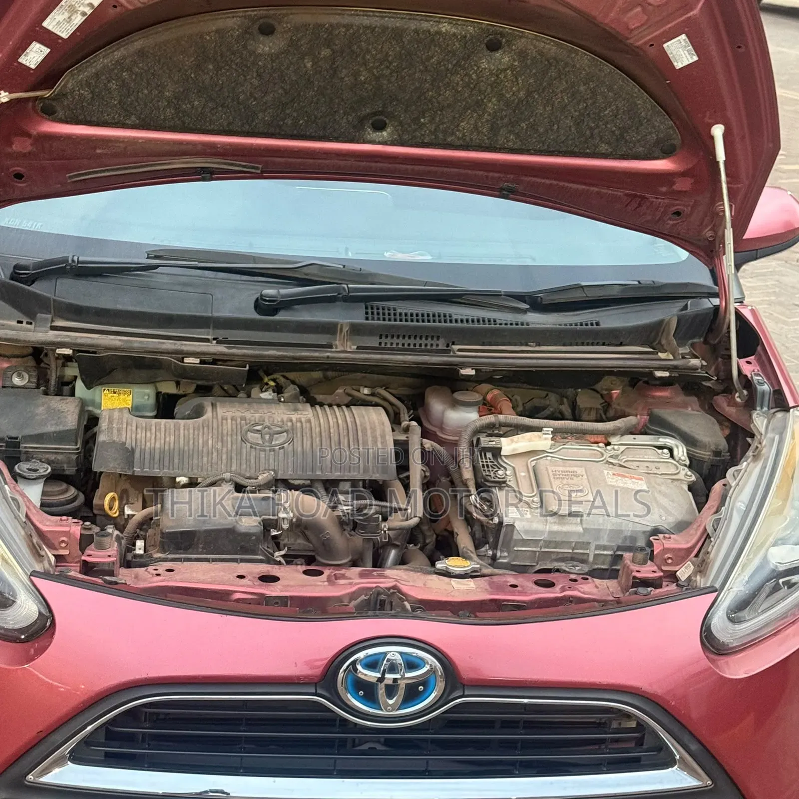 Toyota Sienta 2017 Red