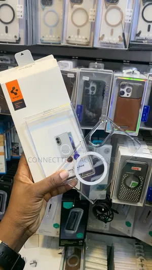 Samsung Z Fold 8 Spigen Clear Case