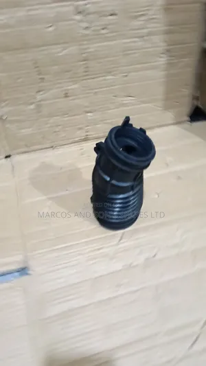 Honda CR-V Rm1 Throttle Pipe