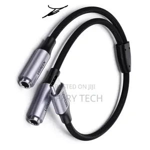 UGREEN 25cm USB Type C Male to 3.5mm 2 Female Audio Cable – AV144 3073
