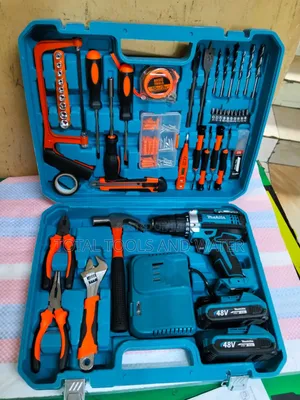 Makita Impact Hammer Cordless Drill Set 48 v 2 Battery and Accessories