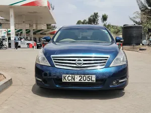 Nissan Teana 2011 Blue