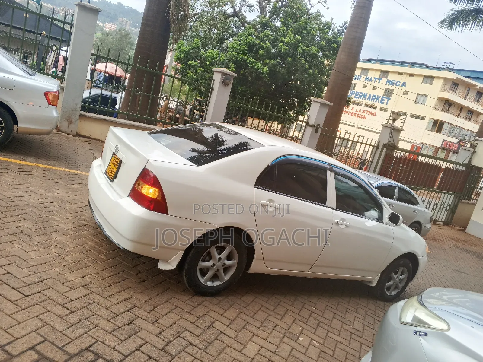 Toyota Corolla 140i 2008 White