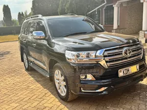 Toyota Land Cruiser 2015 Black
