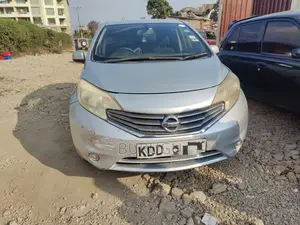 Nissan Note 2014 Silver
