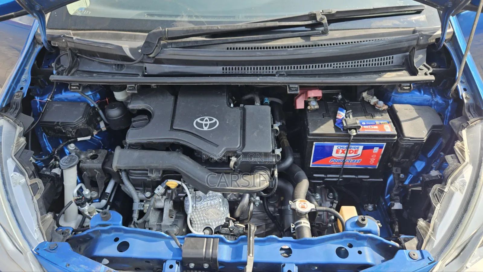 Toyota Vitz 2017 Blue