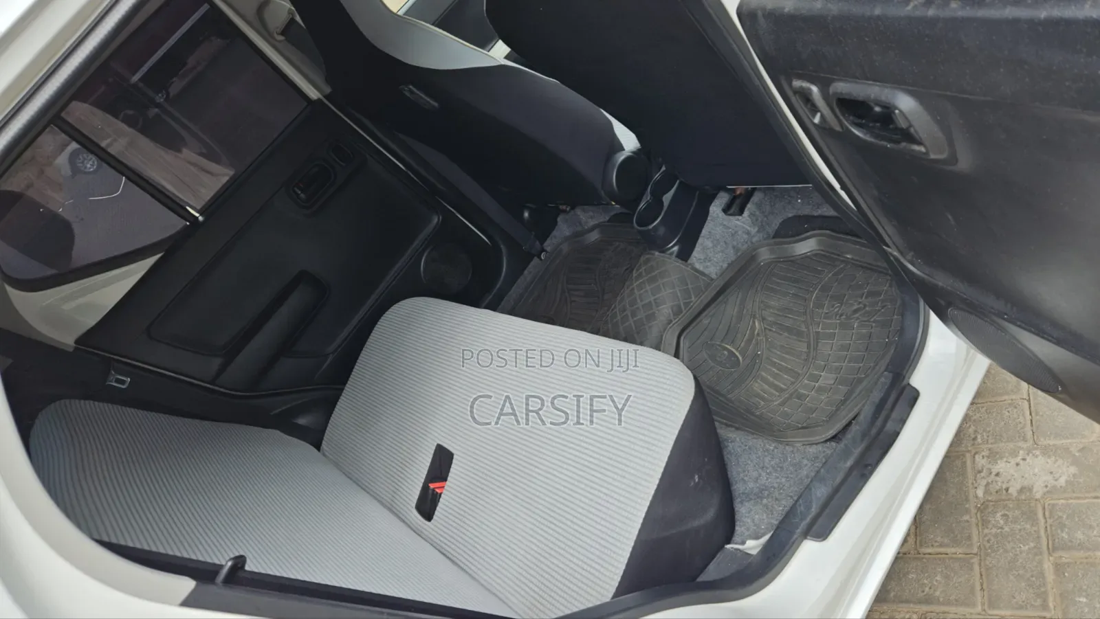 Mazda Carol 2018 White