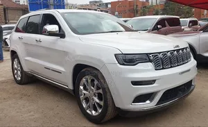 Jeep Grand Cherokee 2019 White