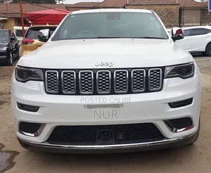 Jeep Grand Cherokee 2019 White