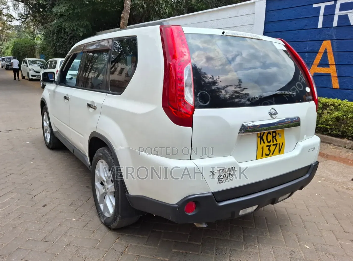 Nissan X-Trail 2011 White